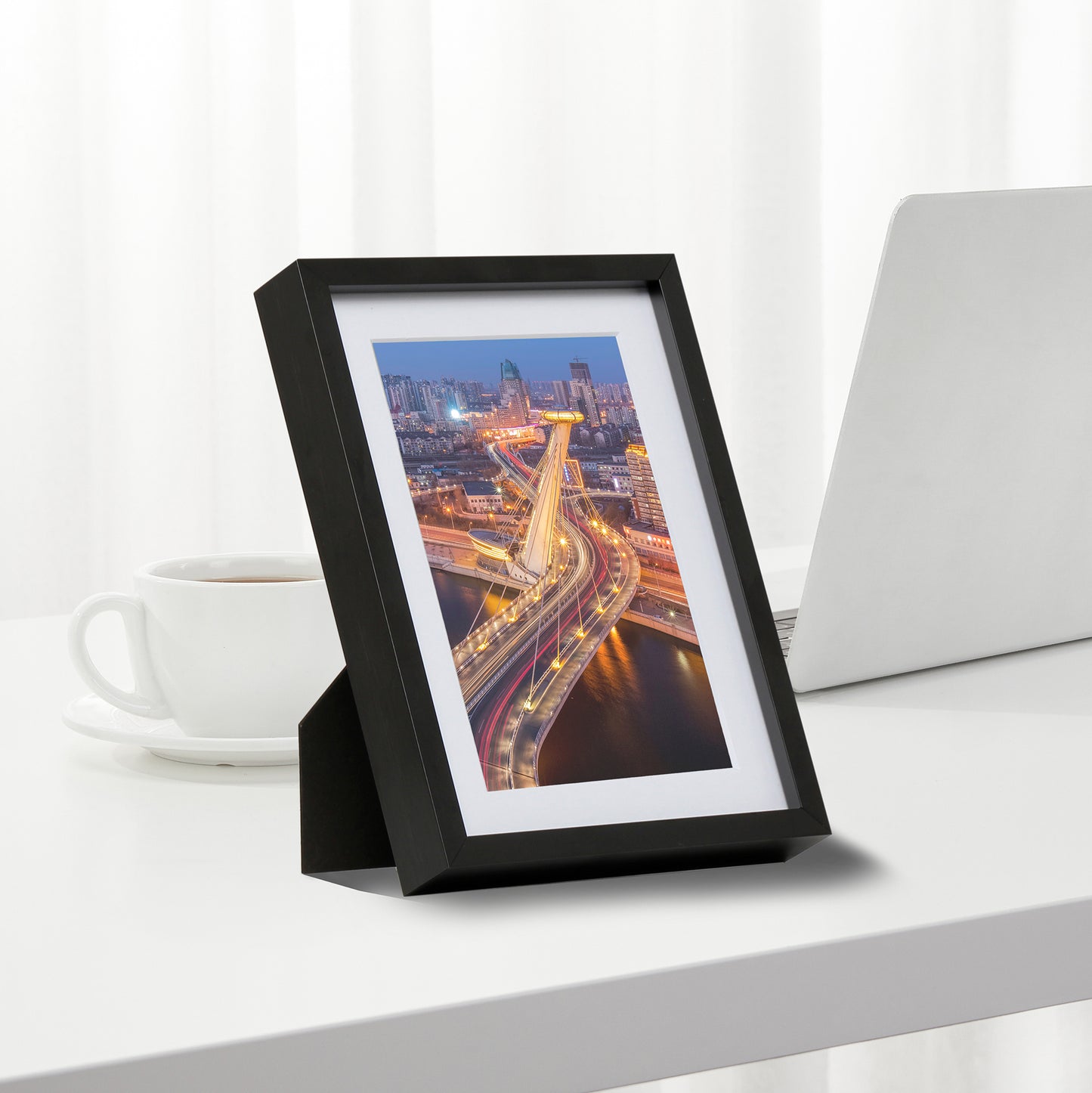 5" x 7" Deluxe Black Aluminum Contemporary Picture Frame, 4" x 6" Matted