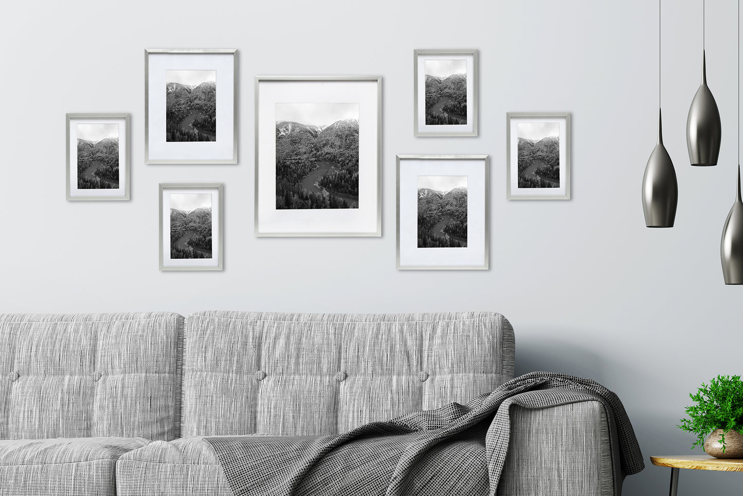 7 Piece Deluxe Silver Aluminum Contemporary Picture Frame Set with Tempered Glass