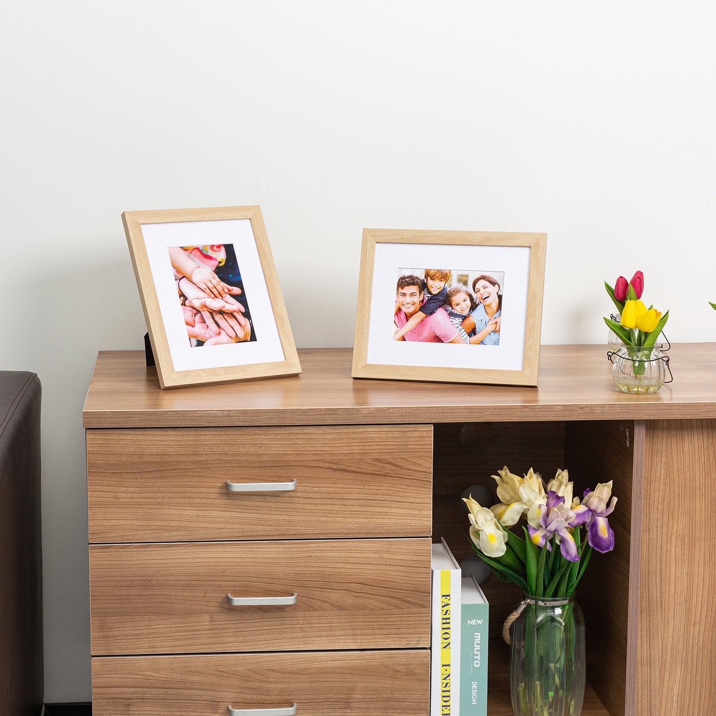 8" x 10" Classic Natural Oak Wood Picture Frame with Tempered Glass, 5" x 7" Matted