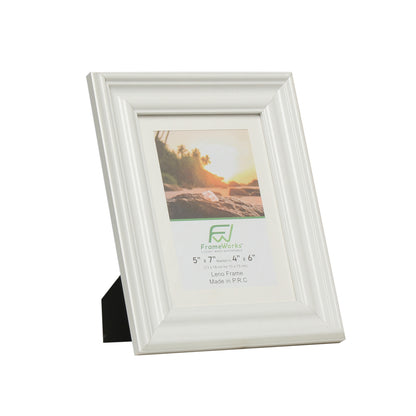 5" x 7" White Wood 2-Pack Picture Frames with Molded Edges, 4" x 6" Matted